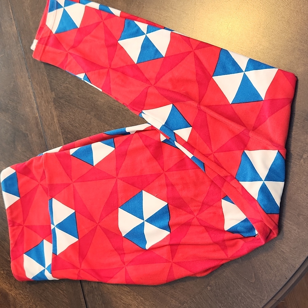 Lularoe Tall & Curvy Leggings Red White And Blue Design